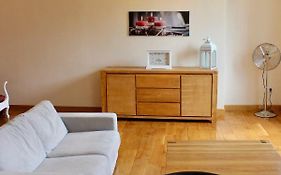 Un Joli Pied a Terre