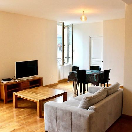 Appartamento Un Joli Pied a Terre Montignac-Lascaux Esterno foto
