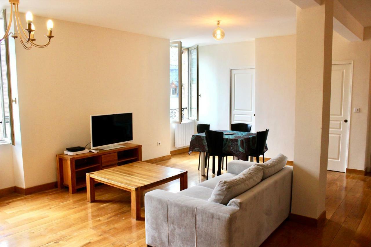 Appartamento Un Joli Pied a Terre Montignac-Lascaux Esterno foto